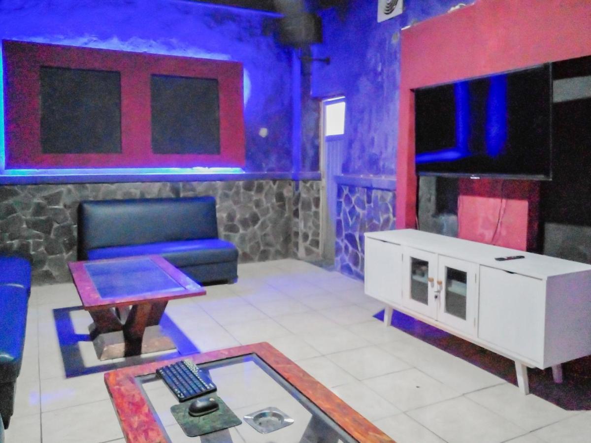 Urbanview Hotel Rio Life House Cianjur By Reddoorz Eksteriør bilde